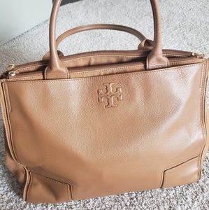Authentic Tory Burch Large Tote Shoulder Bag!